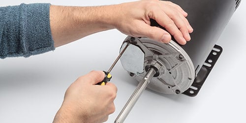 What Is the Typical Life Expectancy of an AC Motor?