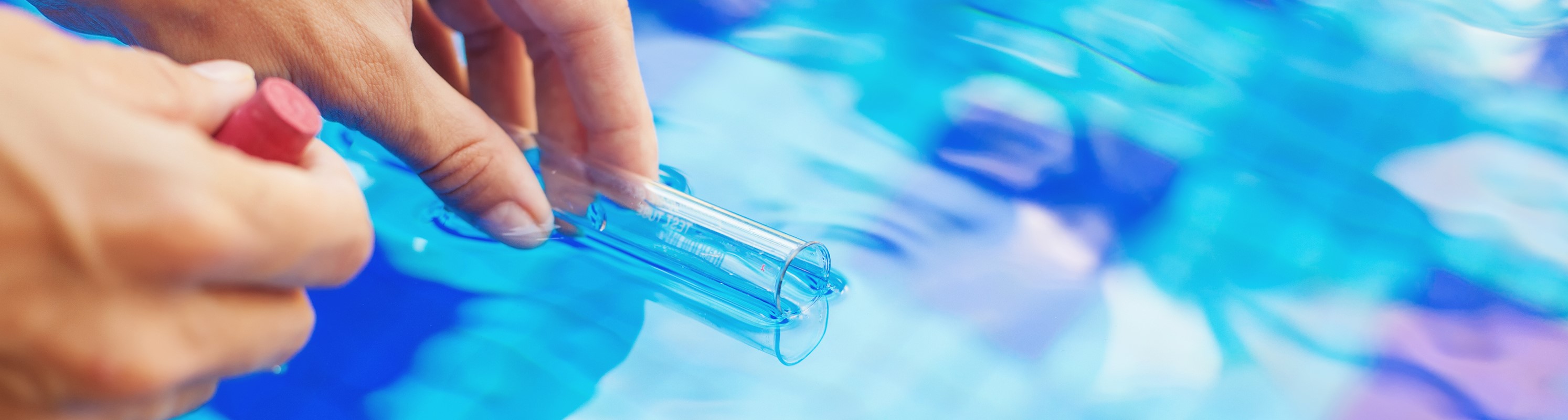 How to Use Less Pool Chemicals with a Variable Speed Motor