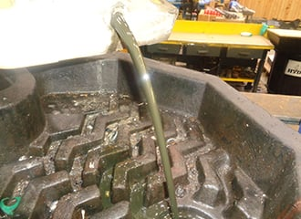 Gear-Drive-OIl-Draining